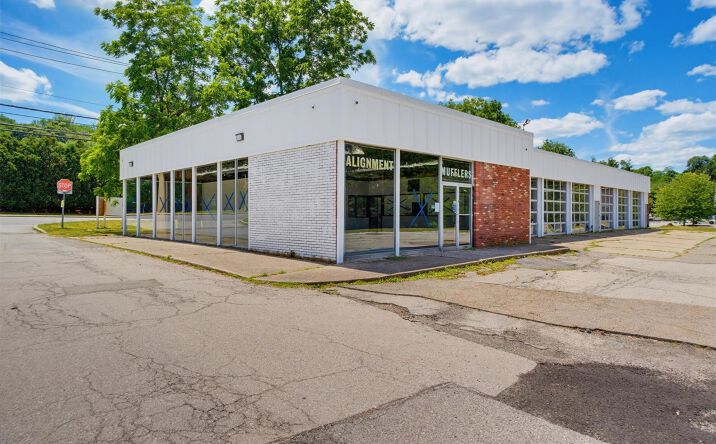 Pictures of Retail property located at 1375 East Main Street, Shrub Oak, NY 10588 for lease - image #1