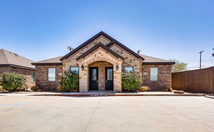 Pictures of Retail, Office property located at 2507 79TH ST, LUBBOCK, TX 79423-2211 for lease - image #1