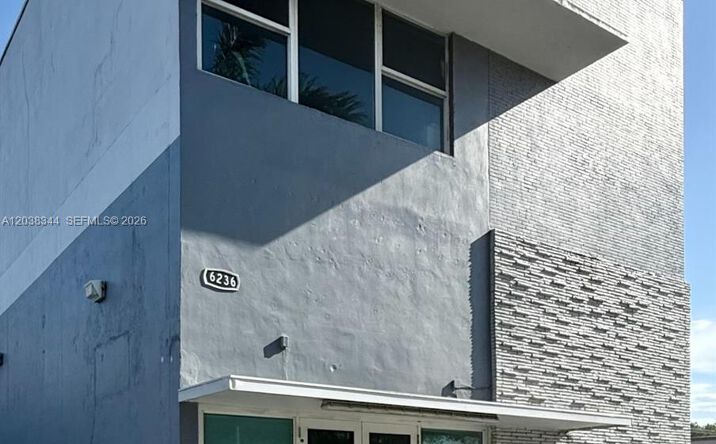 Pictures of Industrial property located at 6236 Miramar Pkwy, Miramar, FL 33023 for lease - image #1