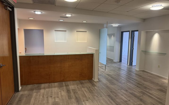 Pictures of Office property located at 8700 W FLAGLER ST, MIAMI, FL 33174-2401 for lease - image #1