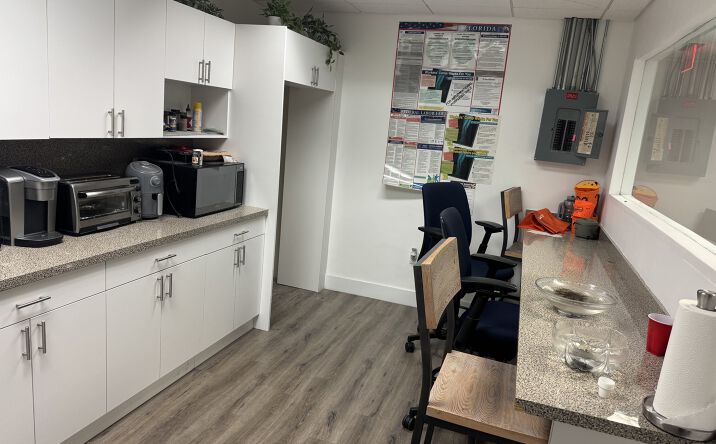 Pictures of Office property located at 8700 W FLAGLER ST, MIAMI, FL 33174-2401 for lease - image #1