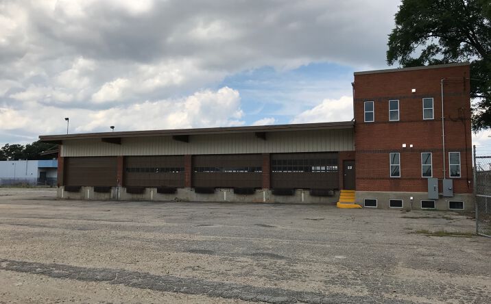 Pictures of Industrial property located at 1635 Commerce Road, Richmond, VA 23224 for lease - image #1