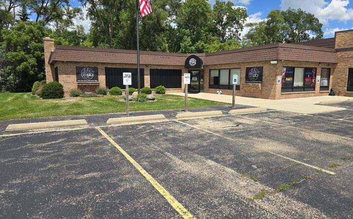 Pictures of Retail, Office, Special Purpose property located at 3311 South Prairie Avenue, Beloit, WI 53511 for lease - image #1