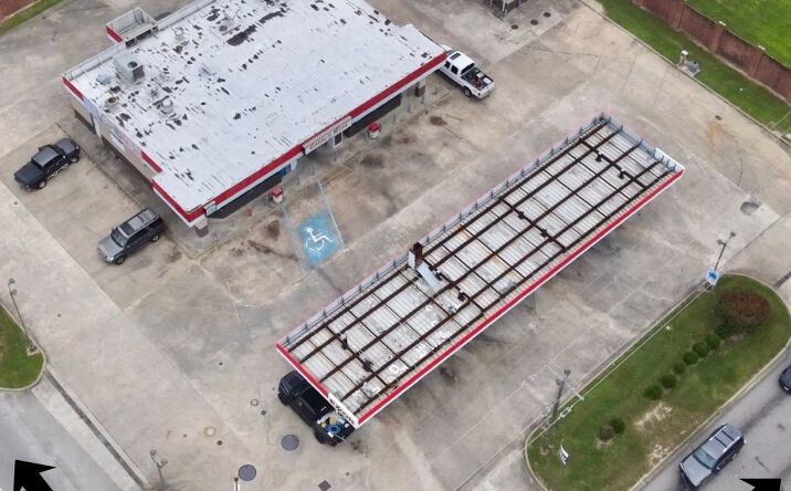 Pictures of Retail, Office property located at 2890 DOWLEN RD, BEAUMONT, TX 77706-7225 for lease - image #1