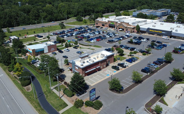 Pictures of Retail, Restaurant property located at 10317 Metcalf Avenue, Overland Park, KS 66212 for lease - image #1
