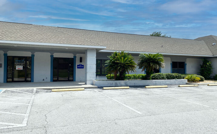 Pictures of Office property located at 918 Rolling Acres Rd #102/103, Lady Lake, FL 32159 for lease - image #1