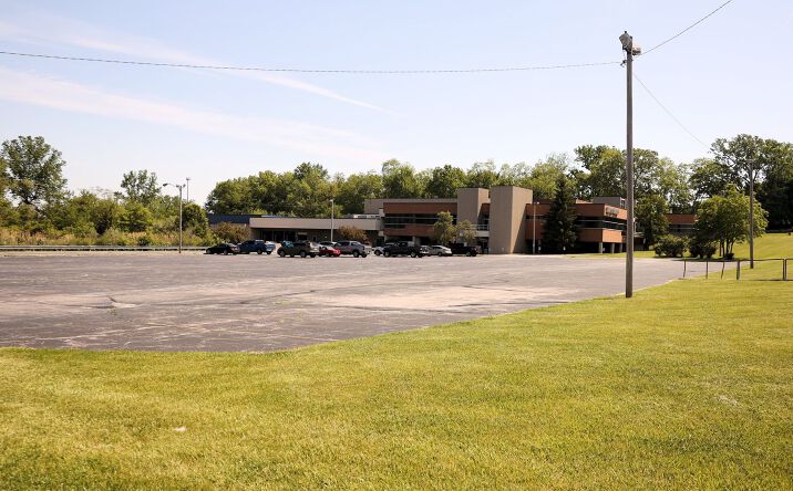 Pictures of Office property located at 7085 Mentor Avenue, Mentor, OH 44060 for lease - image #1