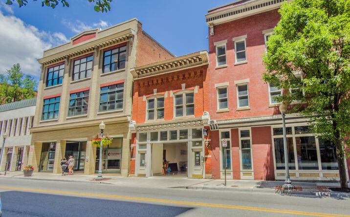 Pictures of Office property located at 315 Market Street SE, Suite 201, Roanoke, VA 24016-2103 for lease - image #1