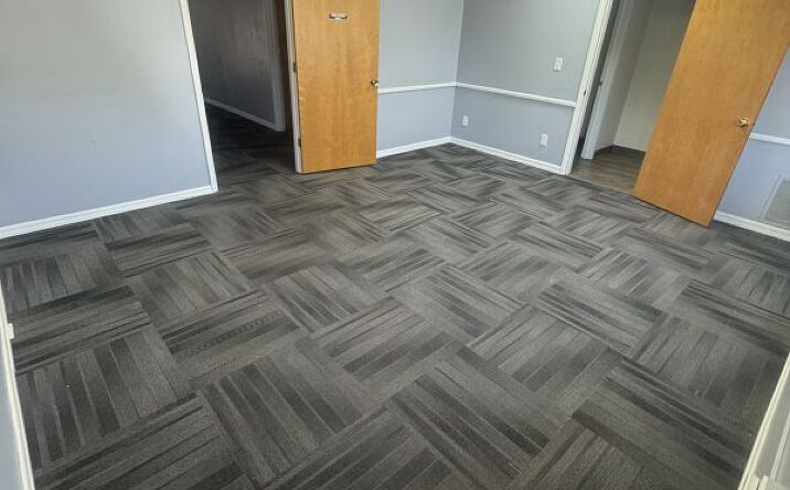 Pictures of Retail, Office, Special Purpose property located at 960 Clocktower Drive, Springfield, IL 62704 for lease - image #1