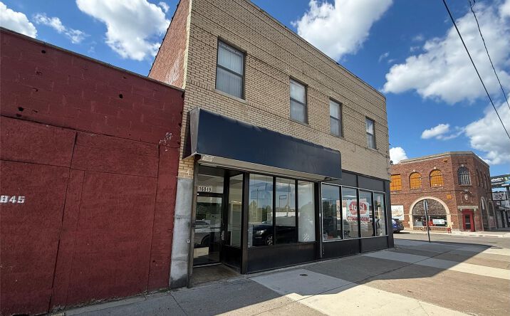 Pictures of Restaurant property located at 16849 Harper Avenue, Detroit, MI 48224 for lease - image #1