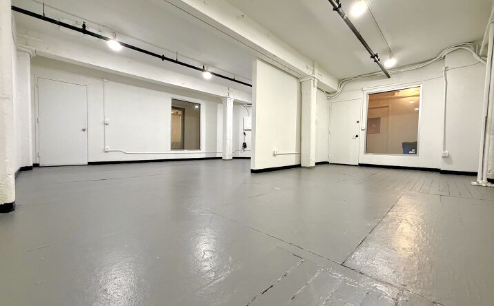 Pictures of Retail, Office property located at 67 West St. #340, Greenpoint, NY 11222 for lease - image #1