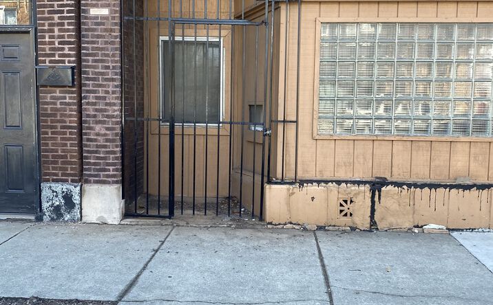 Pictures of Retail property located at 2519 W 59th Street 2, Chicago, IL 60629 for lease - image #1