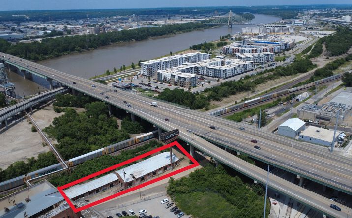 Pictures of Industrial property located at 500 E FIRST ST, KANSAS CITY, MO 64106-1023 for lease - image #1