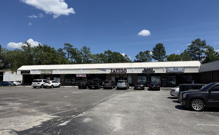 Pictures of Special Purpose property located at 1111 N Main Street #D & E, Summerville, SC 29483 for lease - image #1