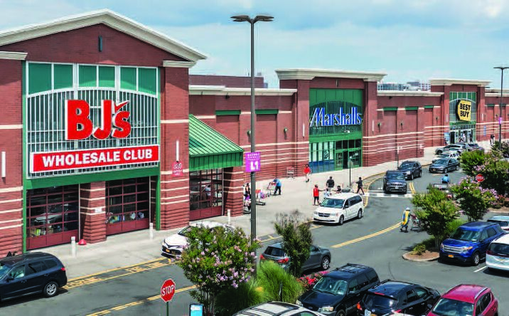 Pictures of Retail property located at 389 Gateway Drive, Brooklyn, NY 11239-2258 for lease - image #1