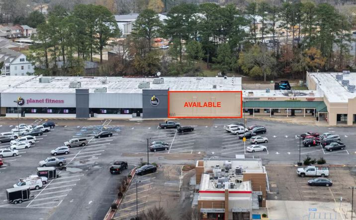 Pictures of Retail property located at 1574 W. Government Street, Brandon, MS 39042 for lease - image #1