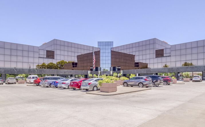 Pictures of Office property located at 11811 North Tatum Boulevard Suite 3031, Phoenix, AZ 85028 for lease - image #1