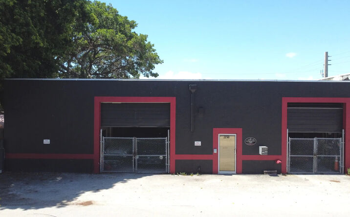 Pictures of Industrial property located at 1950 Grant Street, Hollywood, FL 33020 for lease - image #1