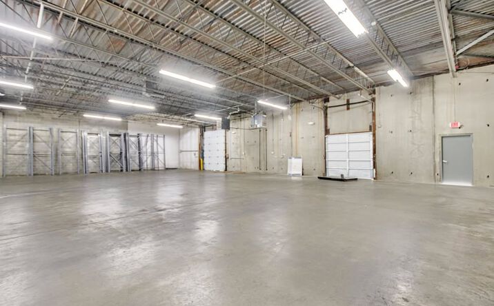 Pictures of Industrial property located at 2201 E HUBBARD AVE, DECATUR, IL 62526 for lease - image #1