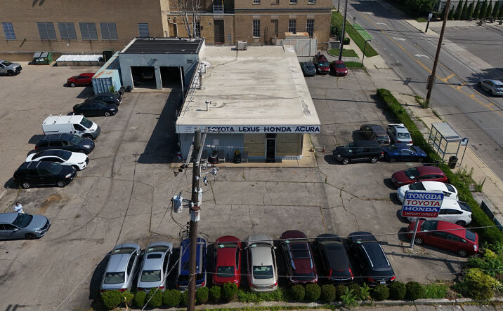 Pictures of Retail, Special Purpose property located at 3395 Indianola Avenue, Columbus, OH 43214 for lease - image #1