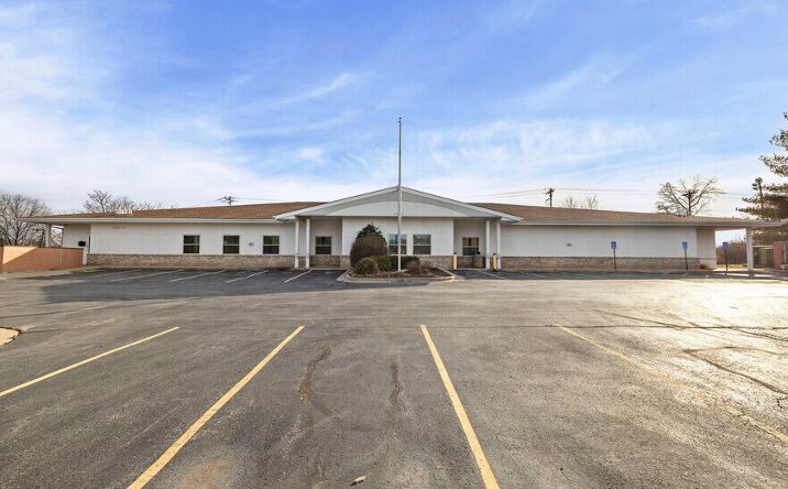 Pictures of Retail, Office property located at 4240 South Lee's Summit Road, Independence, MO 64055 for lease - image #1