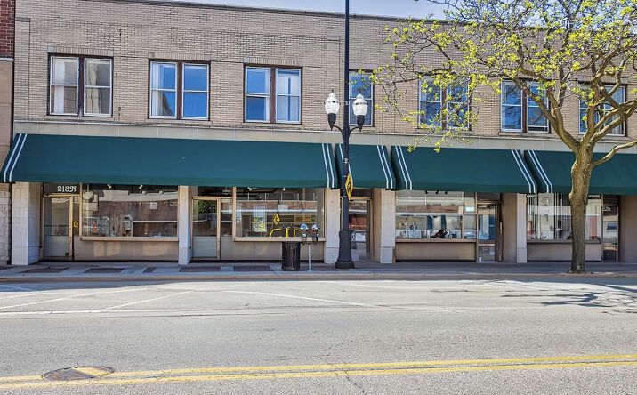 Pictures of Retail property located at 218 North Genesee Street, Waukegan, IL 60085 for lease - image #1