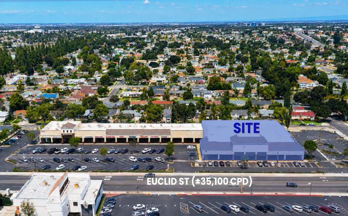 Pictures of Retail property located at 333 N Euclid Street, Fullerton, CA 92832 for lease - image #1