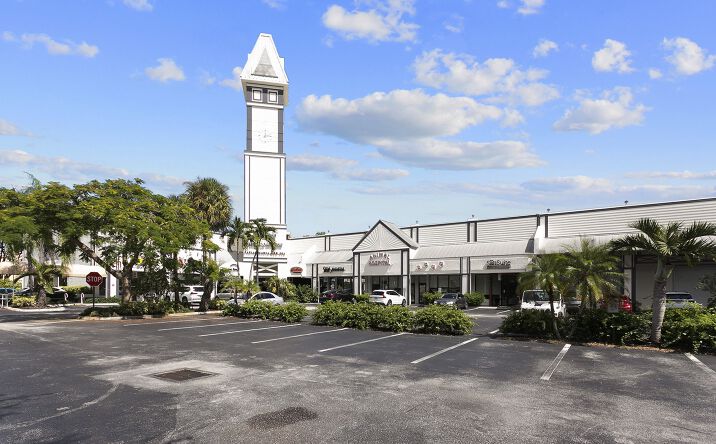 Pictures of Retail property located at 6063 SW 18th St, Boca Raton, FL 33433 for lease - image #1