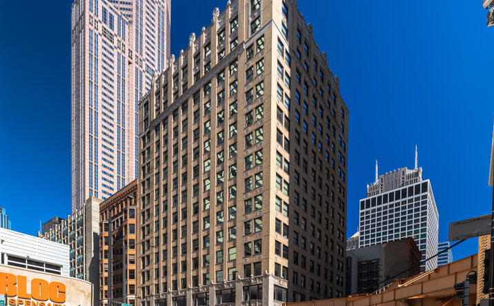 Pictures of Office property located at 330 S. Wells Street, Chicago, IL 60602-4791 for lease - image #1