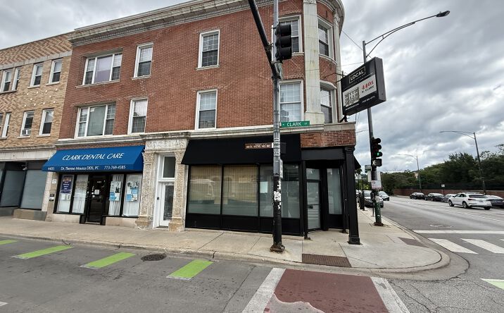 Pictures of Retail, Restaurant property located at 4401 North Clark Street, Chicago, IL 60640-4514 for lease - image #1