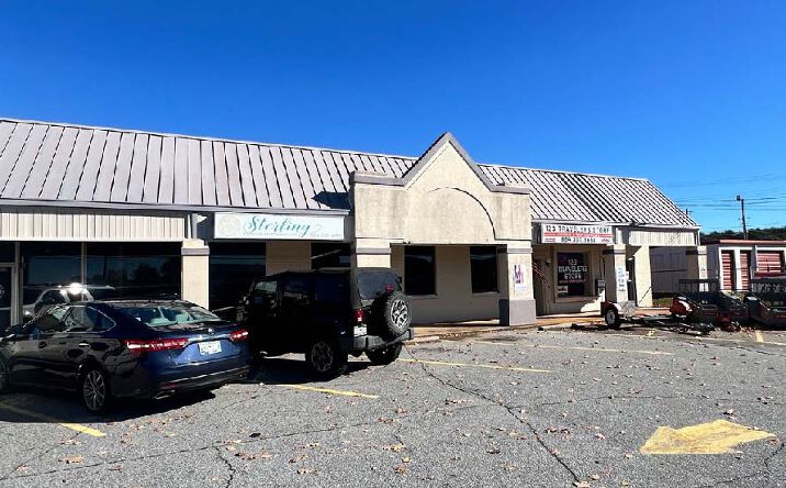 Pictures of Retail property located at 1943 E Main St, Easley, SC 29640 for lease - image #1