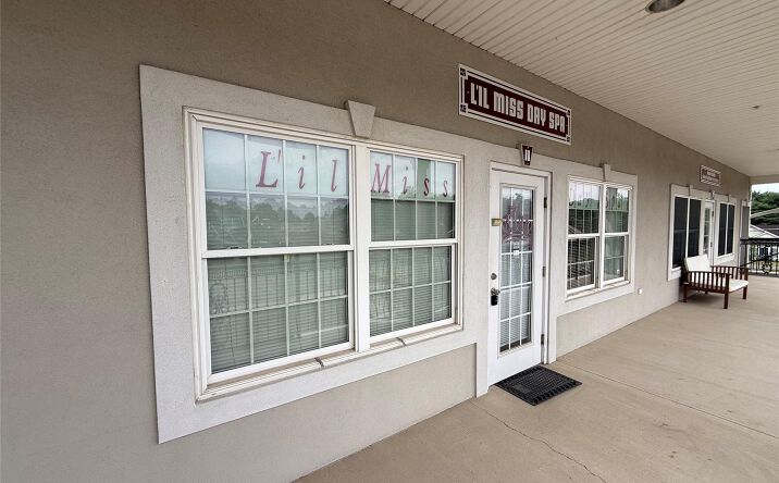 Pictures of Office, Retail property located at 76 Boniface Drive 11, Pine Bush, NY 12566 for lease - image #1