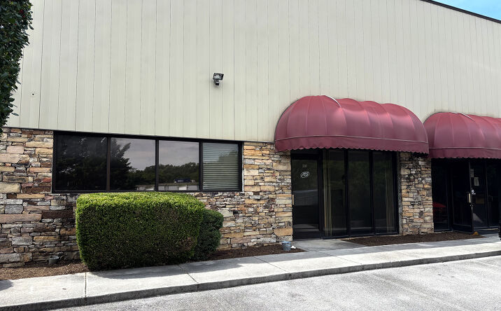 Pictures of Industrial property located at 2849 John Deere Drive, Knoxville, TN 37917 for lease - image #1