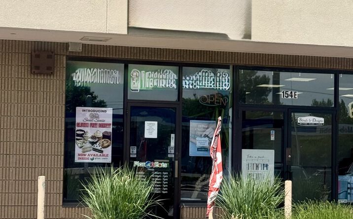 Pictures of Retail property located at 154 Faunce Corner Road, Dartmouth, MA 02747 for lease - image #1