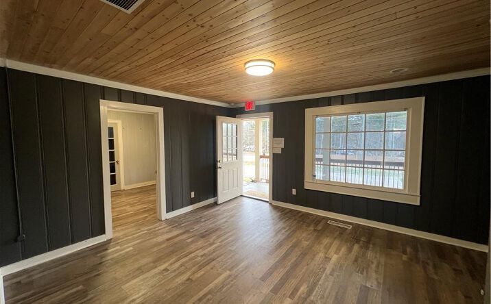 Pictures of Office, Industrial property located at 7105 Highway 92, Woodstock, GA 30189 for lease - image #1