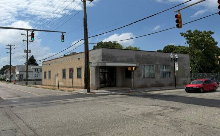Pictures of Office, Retail property located at 1647 Cranston Street, Cranston, RI 02920 for lease - image #1