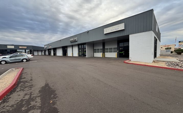 Pictures of Retail, Industrial property located at 12614 North Cave Creek Road, Phoenix, AZ 85022 for lease - image #1