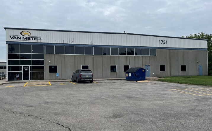 Pictures of Office property located at 1751 Guthrie Avenue, Des Moines, IA 50316 for lease - image #1