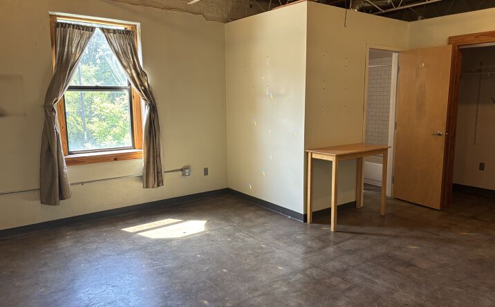 Pictures of Retail, Office property located at 2711 Troost Avenue, KCMO, MO 64109 for lease - image #1