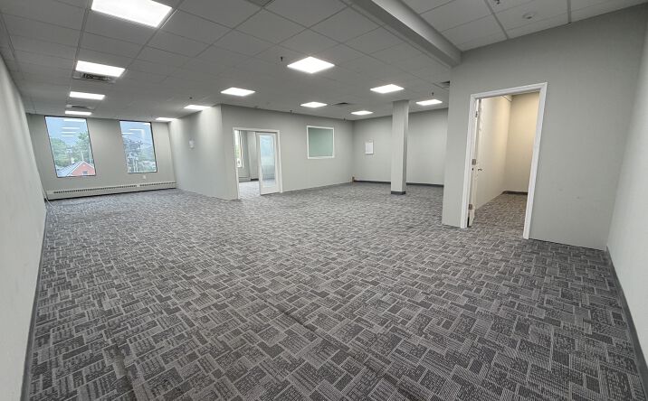 Pictures of Retail property located at 409 Minnisink Road, Totowa, NJ 07512 for lease - image #1