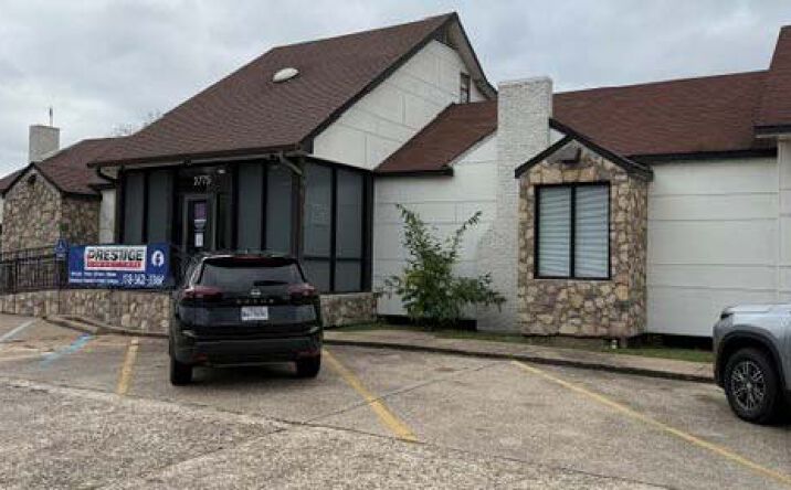 Pictures of Retail, Office property located at 3775 Youree Drive, Shreveport, LA 71105 for lease - image #1