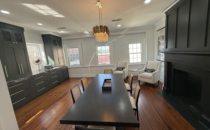 Pictures of Office property located at 231 King Street # 3d, Charleston, SC 29401 for lease - image #1