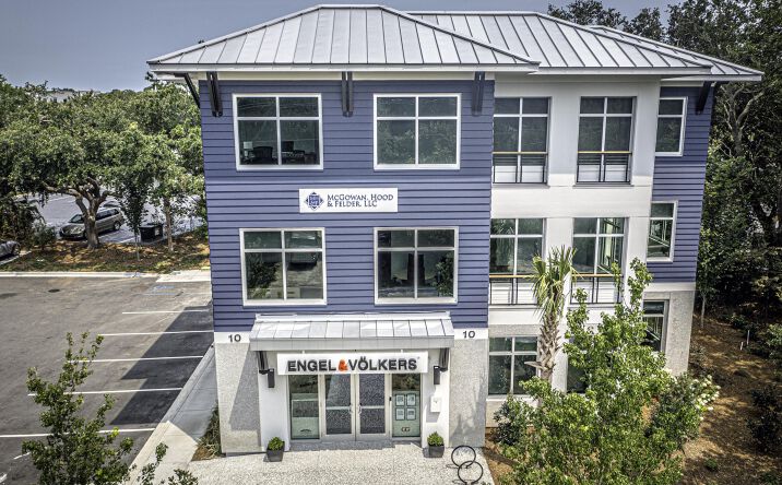 Pictures of Office property located at 10 Shem Drive #100-E, Mount Pleasant, SC 29464 for lease - image #1