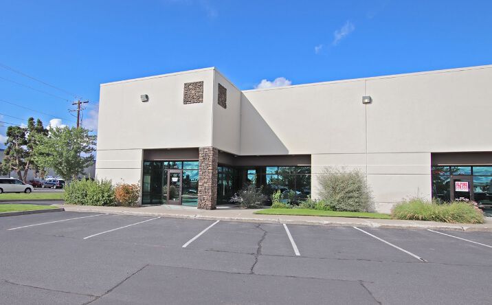 Pictures of Retail, Industrial property located at 62971 Plateau Dr, Bend, OR 97701 for lease - image #1