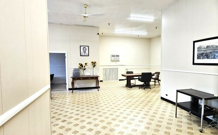 Pictures of Office property located at 2156 Green Bay Rd, Evanston, IL 60201 for lease - image #1