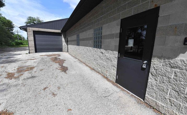 Pictures of Industrial property located at 129 WRIGHT Lane, East Peoria, IL 61611 for lease - image #1