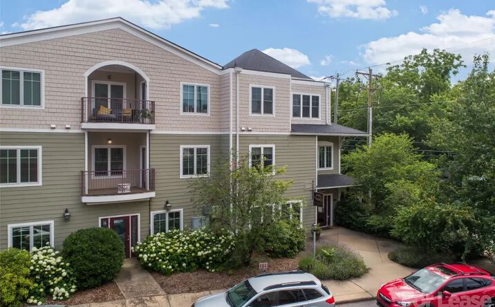 Pictures of Retail, Office property located at 64 Clingman Avenue, Unit 101, Asheville, NC 28801 for lease - image #1