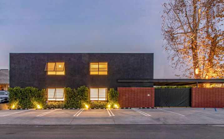 Pictures of Office property located at 2222 Federal Avenue, Los Angeles, CA 90064 for lease - image #1