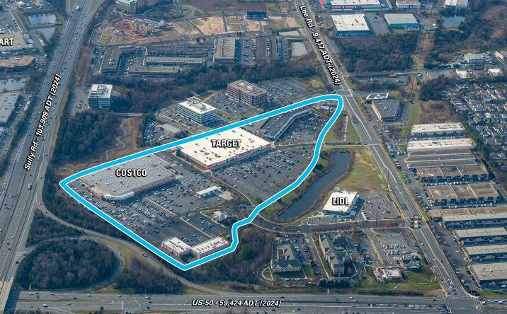 Pictures of Retail property located at 14391 Chantilly Crossing Ln, Chantilly, VA 20151 for lease - image #1