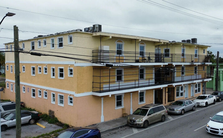 Pictures of Special Purpose property located at 733 Drive Martin Luther King Junior Boulevard W, Belle Glade, FL 33430 for lease - image #1